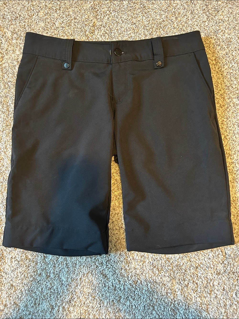Under Armour Black Women's Flat Front Performance Shorts